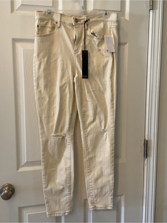 Nicole Miller Denim - Nicole Miller NWT Womens Winter White Size 8 Distressed Pants